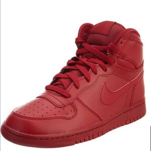 Men’ s Red Nike high top sneakers like new